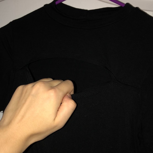Black tshirt with chest opening - Picture 2 of 4